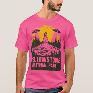 Retro Yellowstone National Park Cryptid Ufo Abduct T-Shirt
