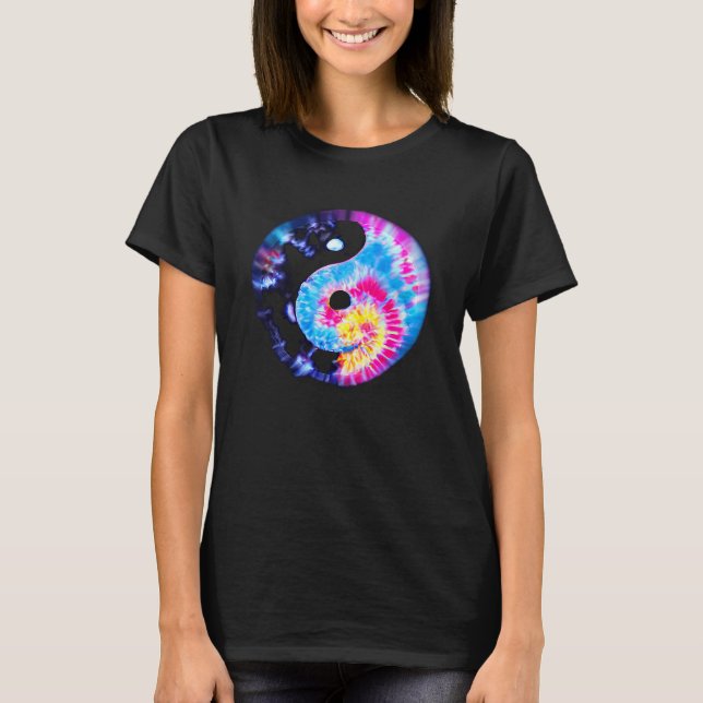 Retro YIN YANG Vibes Yoga Meditation Chi Gong Ying T-Shirt (Front)