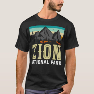 Retro Zion National Park US Vintage Utah Adventure T-Shirt