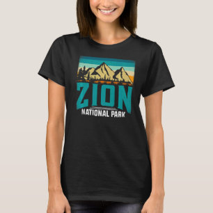 Retro Zion National Park US Vintage Utah Adventure T-Shirt