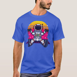 Retrowave Astronaut With Controller Vintage Gaming T-Shirt