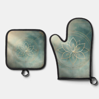 Returning Oven Mitt & Pot Holder Set