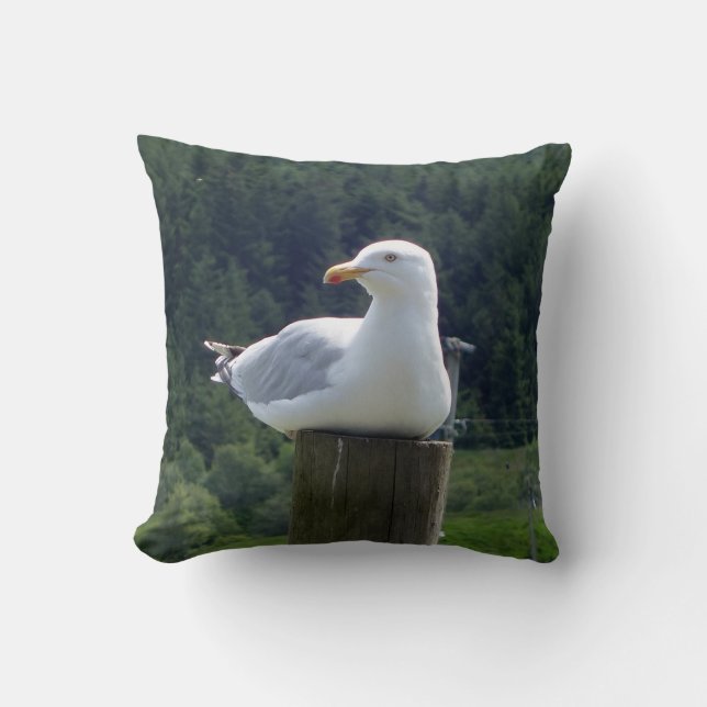 Reversible Seagull Laying Down Cushion (Front)