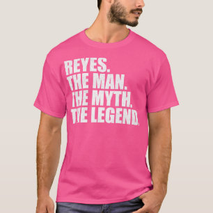 ReyesReyes Family name Reyes last Name Reyes Surna T-Shirt