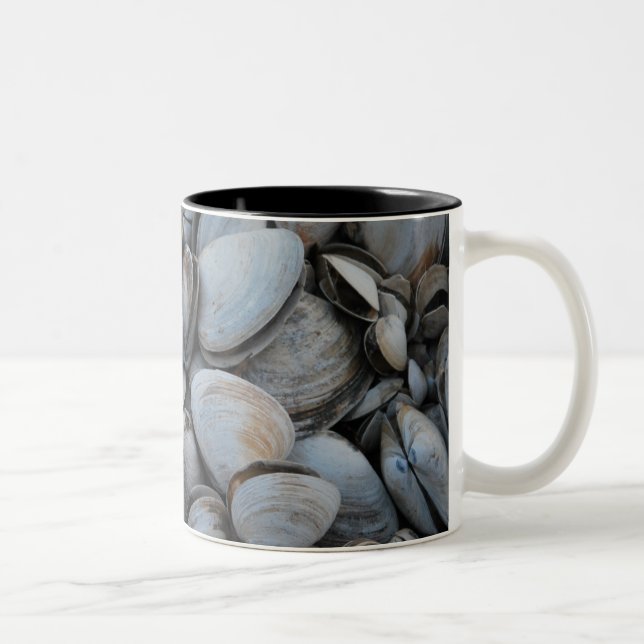 RI Clamshell coffee mug (Right)