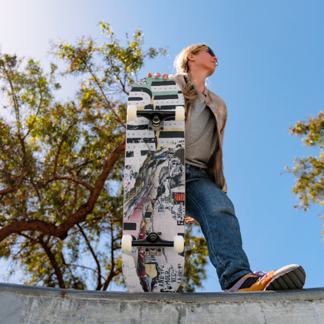 Ripped art  skateboard (Outdoor 1)