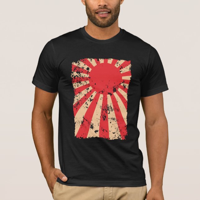 Rising Sun Flag Distressed Look Japan Gift T-Shirt (Front)