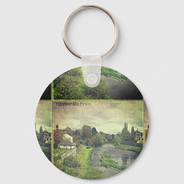 River Hafren in Newtown, Powys Key Ring (Front)
