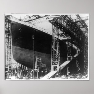 RMS Titanic - Steamship Under Construction Poster
