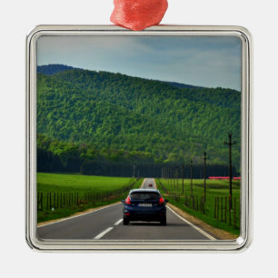 Road trip metal tree decoration