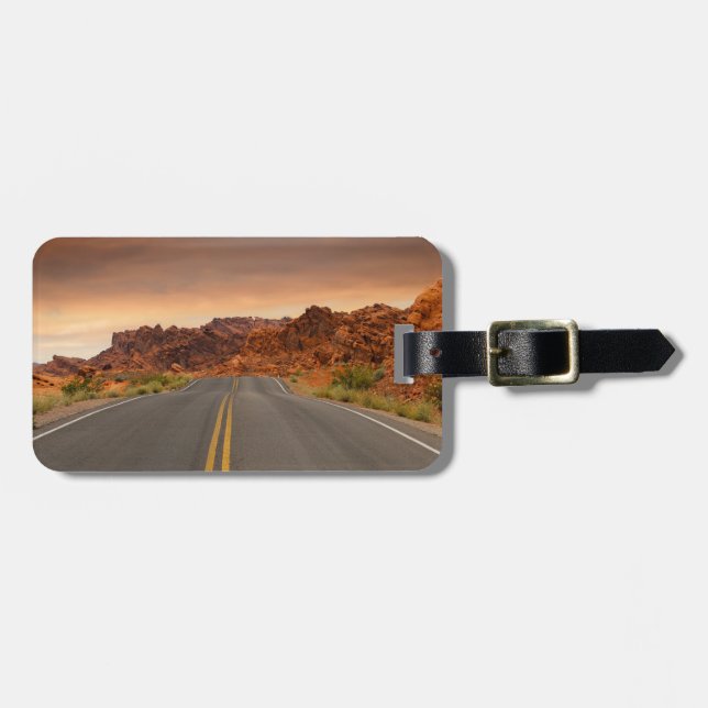 Road trip sunset luggage tag (Front Horizontal)