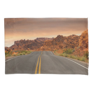 Road trip sunset pillowcase