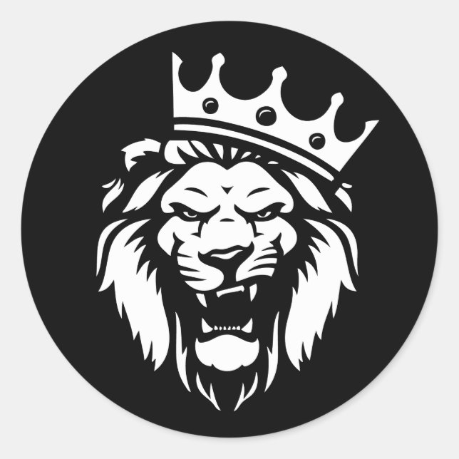 Roaring lion with crown classic round sticker (Front)