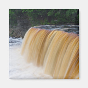 Roaring Tahquamenon Magnet