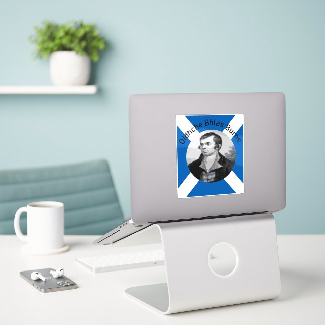 Robbie Burns - In Grey Oidhche Bhlas Burns (Laptop On Desk)