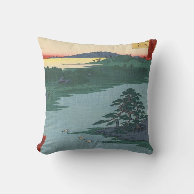 Robe-Hanging Pine Senzoku Pond Japanese Art Cushion (Front)