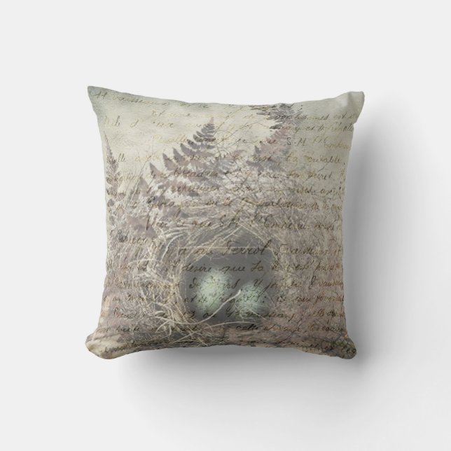 Robins Nest with french text. Cushion (Front)