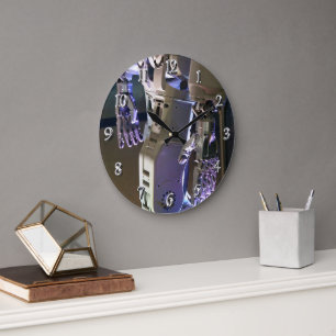 Robot hands large clock