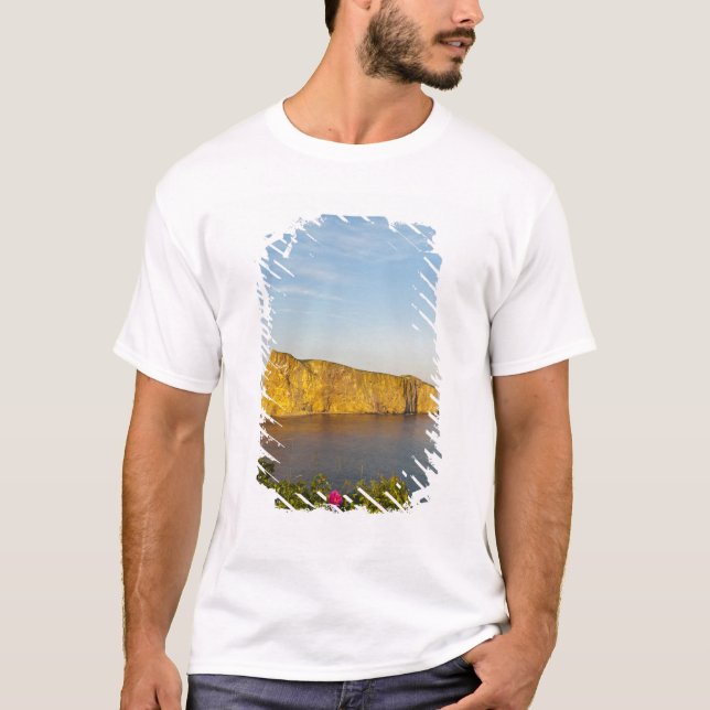 Rocher Perce (Perce Rock), Quebec, Canada. T-Shirt (Front)