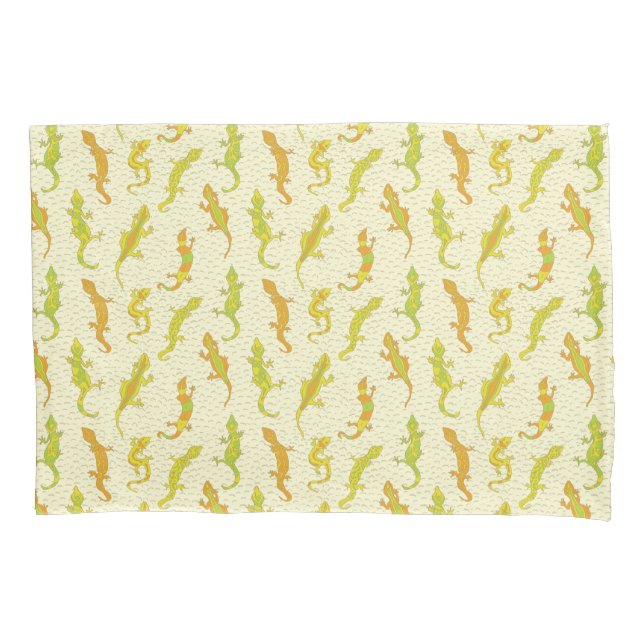 Rock Climbing Geckos on yellow - seamless pattern. Pillowcase (Front)