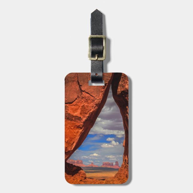Rock window to Monument Valley, AZ Luggage Tag (Front Vertical)