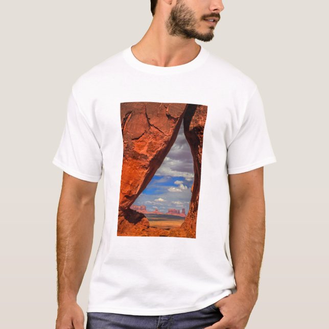 Rock window to Monument Valley, AZ T-Shirt (Front)