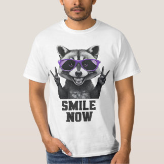 Rockin' Racoon T-Shirt: Funny Racoon in Sunglass T-Shirt
