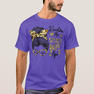 Rockin' The Spoiled Wife Life Messy Bun Glasses Le T-Shirt