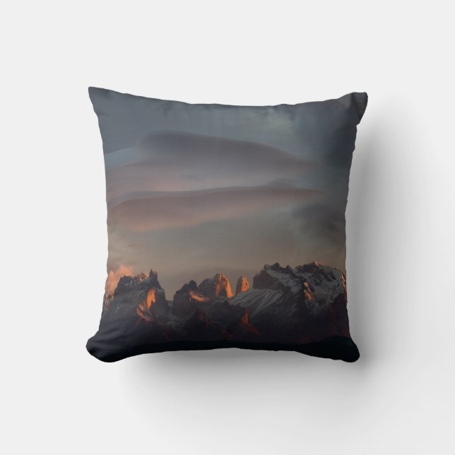 ROCKY MOUNTAIN UNDER GRAY CLOUDS CUSHION (Front)