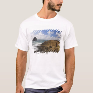 Rocky Oregon Pacific Coast in Pacific City T-Shirt