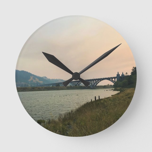 Rogue River, OR Round Clock (Front)