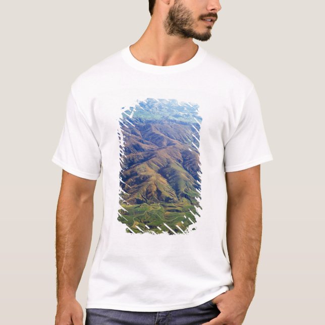 Rolling hills in Southland Region of New Zealand T-Shirt (Front)