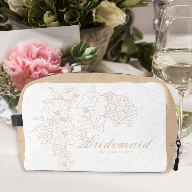 Romantic Bridesmaid Peonies Ivory White Dopp Kit (Romantic Bridesmaid Peonies Ivory White Dopp Kit)