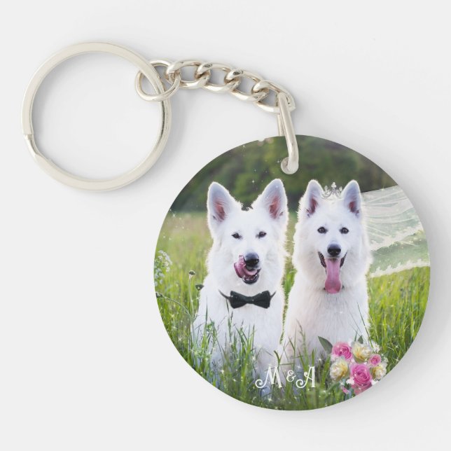 Romantic couple of dogs geting married key ring (Front)