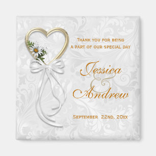 Romantic Daisy, Gold Heart & White Ribbon Magnet