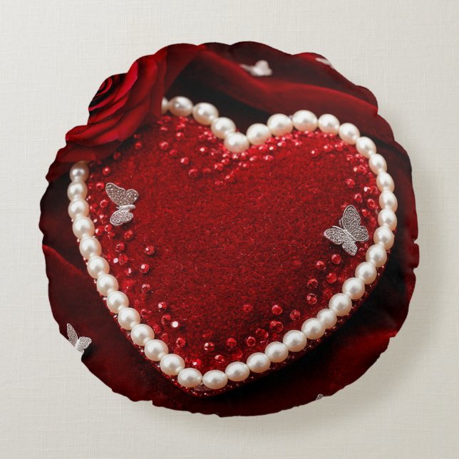 Romantic Heart With Pearl Border Round Cushion (Front)