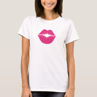 Romantic kiss design t shirt