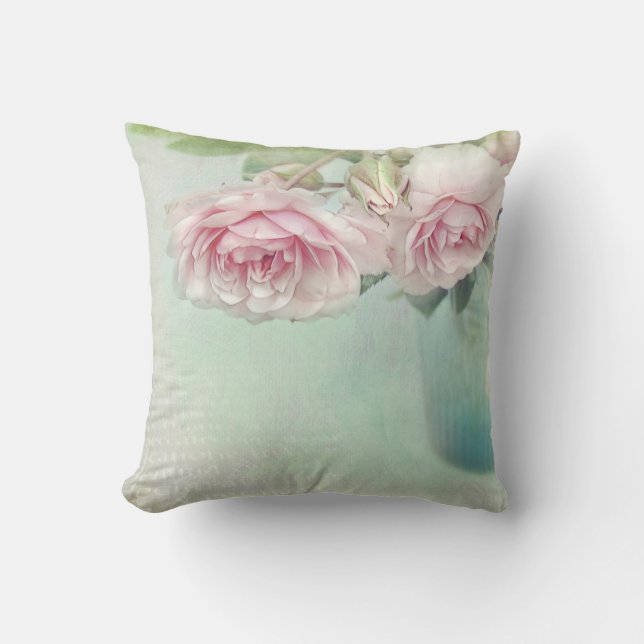 romantic pillow in the current Shabby Style (Front)