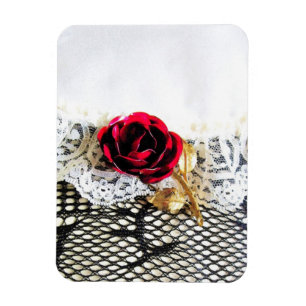 Romantic red rose and white lace magnet