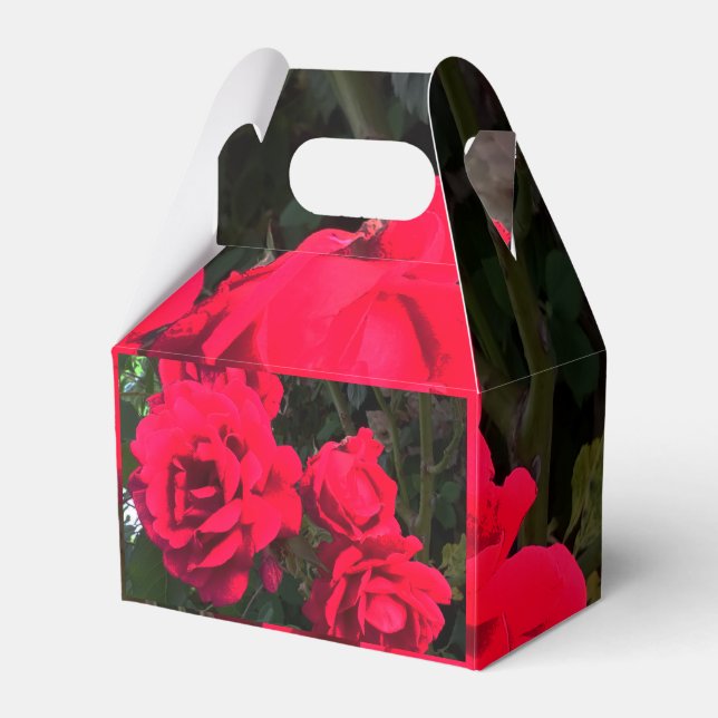 Romantic Red Rose Flower Gift Favour Box (Front Side)
