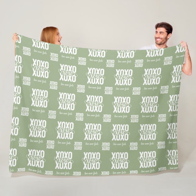 Romantic SAGE XOXO Love Never Fails Valentines Fleece Blanket (In Situ)