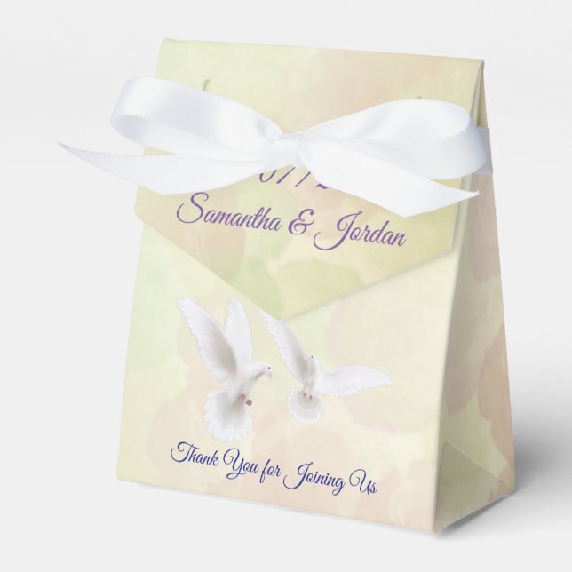 Romantic White Doves Personalized Wedding Favour Box (Front Side)
