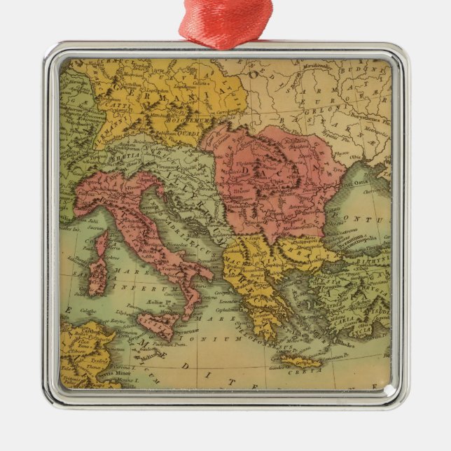 Rome Metal Tree Decoration (Front)