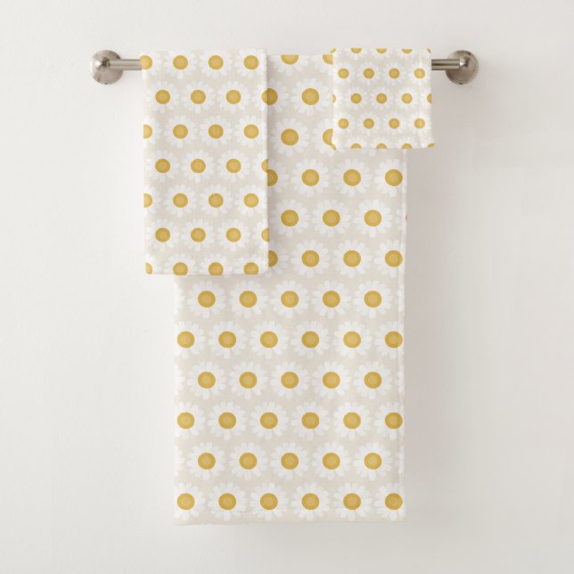 Rooted & Blooming – Soft Cream & Yellow Chamomile  Bath Towel Set (Insitu)