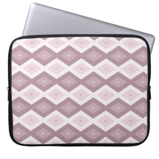 Rose quartz pink diamond pattern laptop sleeve