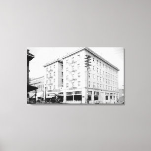 Roseburg, OR Town View and Umpqua Hotel Canvas Print