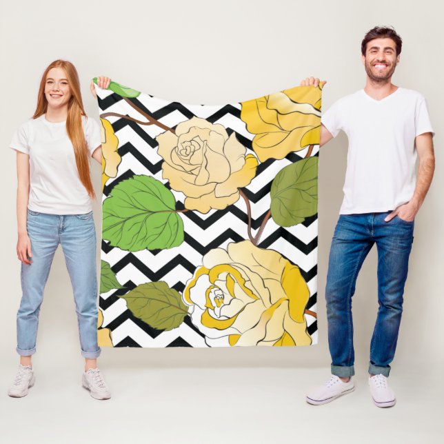 Roses 12 fleece blanket (In Situ)