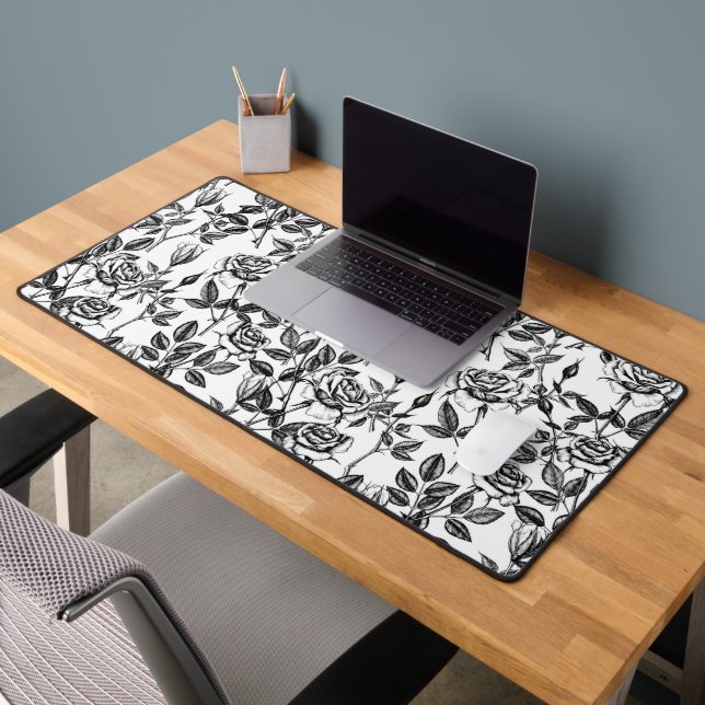 Roses drawing desk mat (Office 2)