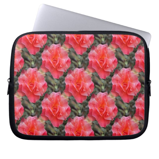 Roses of Love....... Laptop Sleeve (Front)
