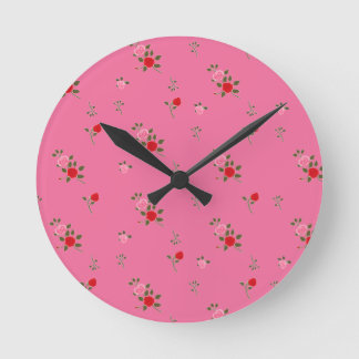 Roses Round Clock